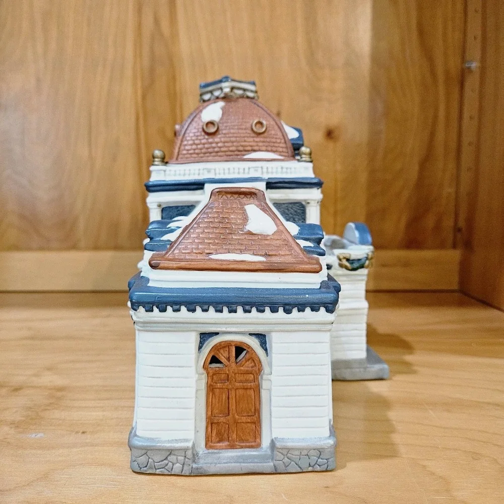Mervyn's Village Square Museum Lighted New Cord Ltd Ed 1994 Christmas Box/Styro